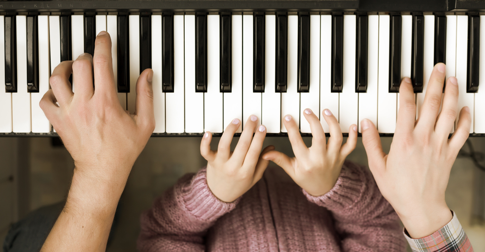 How a Piano Teacher Coordinates with Parents