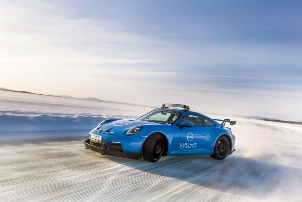 European Speed Club ice drifting Porsche in Lapland
